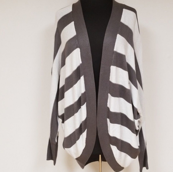 Metallic Stripe Cocoon Cardigan - Picture 4 of 5